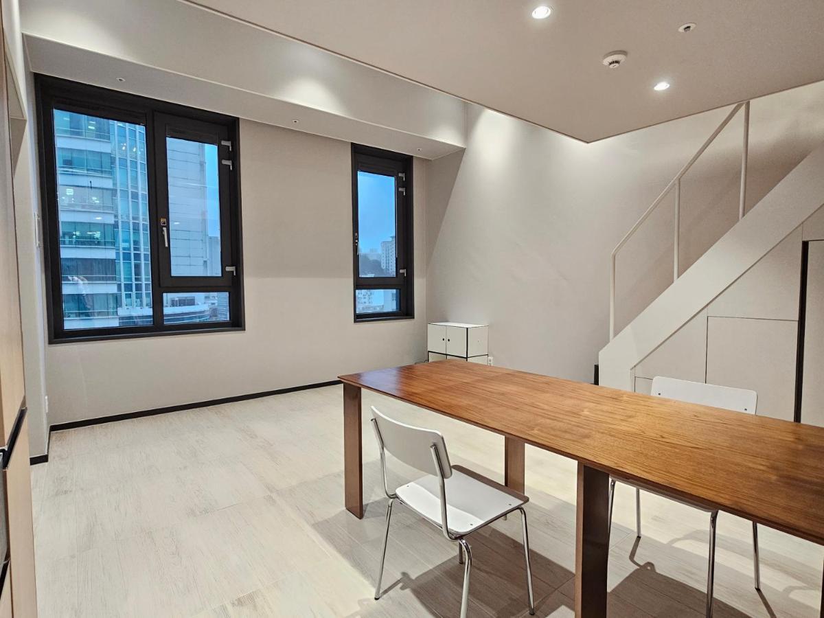 Episode Gangnam 262 Apartment Seoul